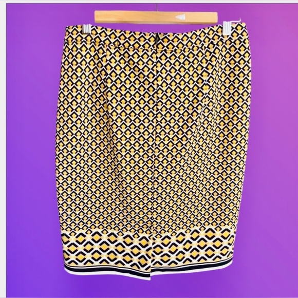 Geometric Yellow and Black Women's Skirt - Picture 3 of 8